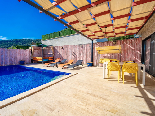  gece  -  Kasım
  | Kalkan İslamlar Balayı Villası: Jakuzili ve Özel Havuzlu Romantik Tatil